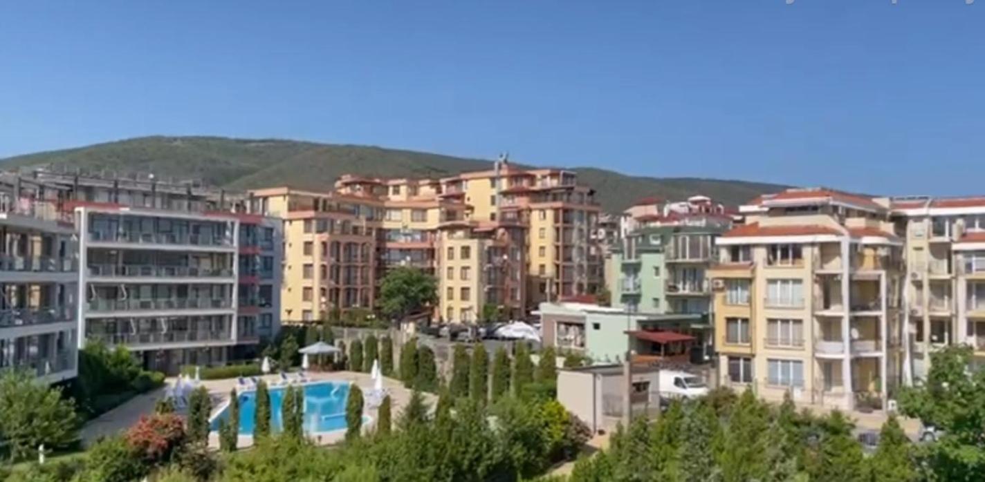 Sun Wave Apartment Presige Sveti Vlas Oda fotoğraf